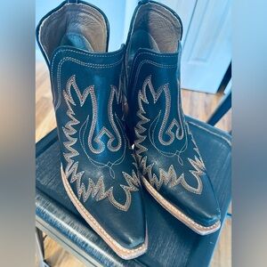 Women's Black Western Ankle Boots with Embroidered Detail
